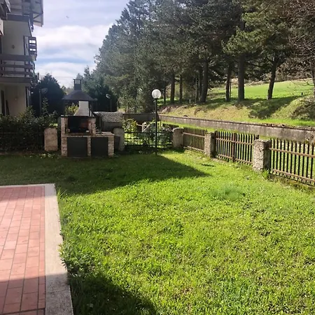 Casa Garden Clara Рокказаро