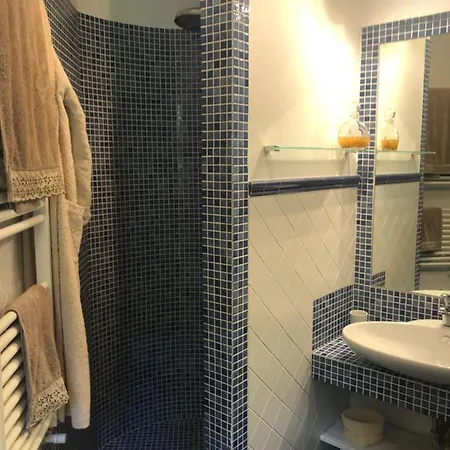 Апартаменты Casa Garden Clara Рокказаро